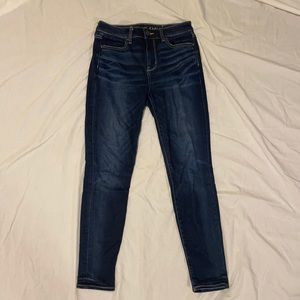 Size 4 Short American Eagle Hi-Rise Jegging
